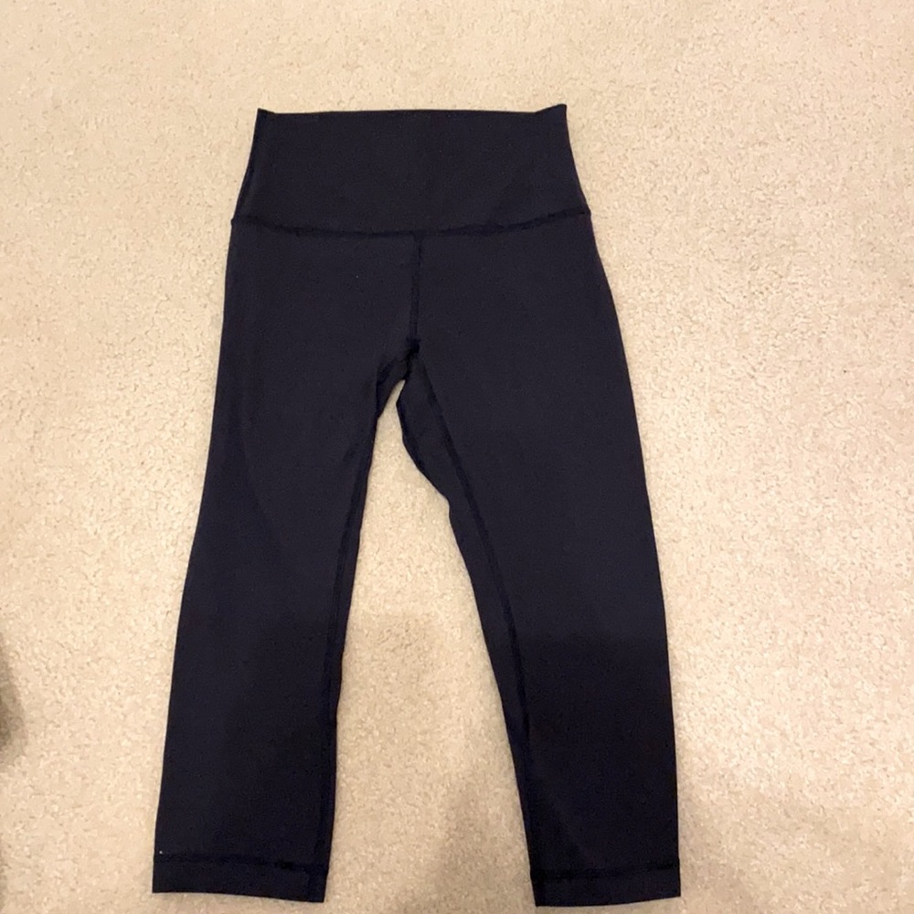 Lululemon Navy Cropped Align Leggings